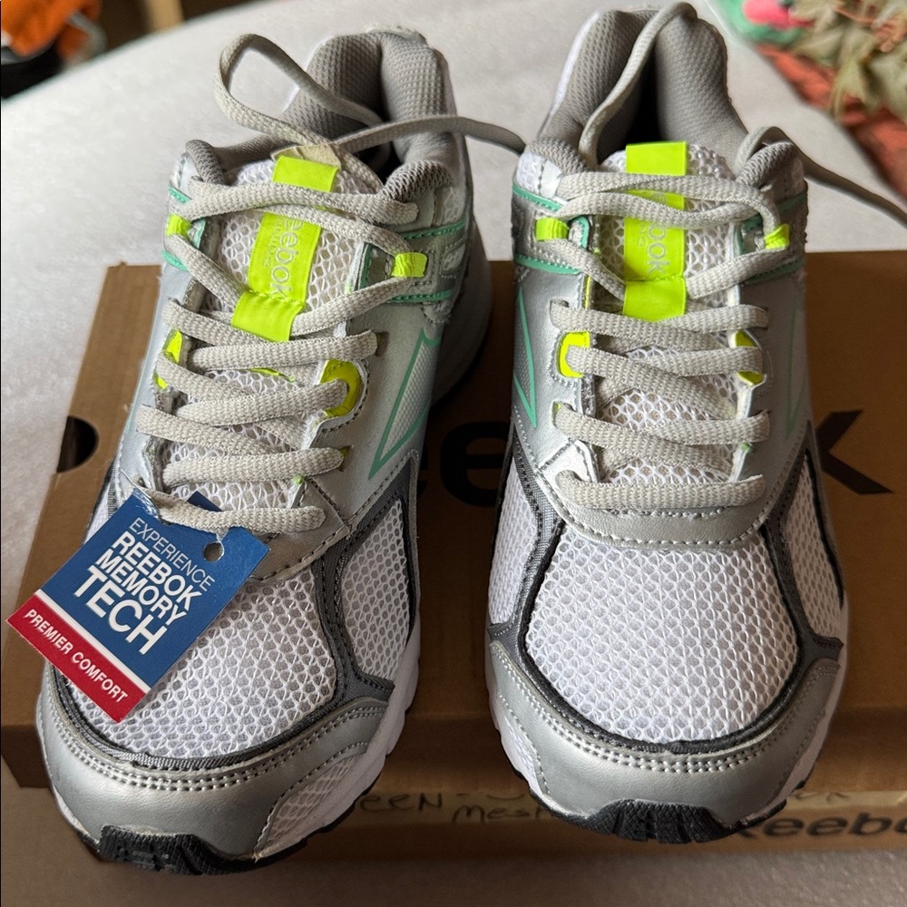 Ladies NWT REEBOK  Gray and Green Athletic Shoes - Picture 3 of 11